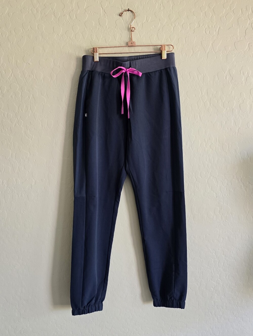 Figs Women's Jogger Scrub Pants Size Small Night Sky Limited Edition